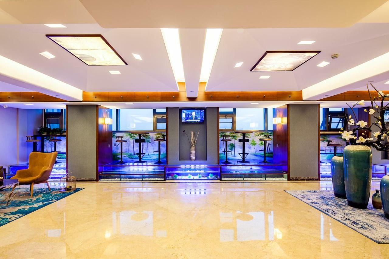 Lujia International Hotel Chengdu Extérieur photo